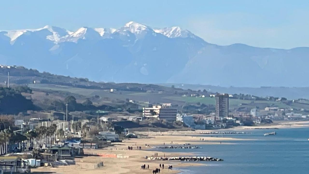 I Tre Marchi Rooms Camera Sabbia Термоли Экстерьер фото
